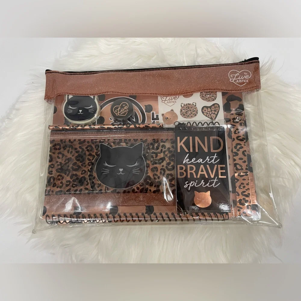 NEW Live Justice Cheetah Ultimate Stationary Set